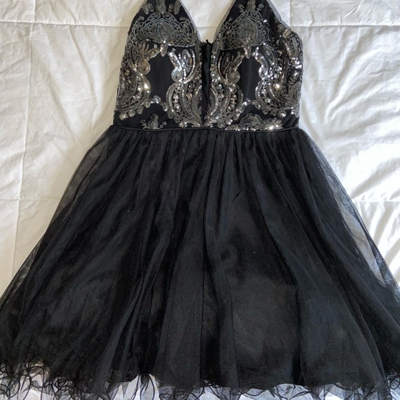 Sequined Mini Formal Dress - Picture 5 of 7